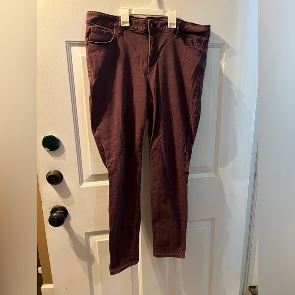 Old Navy Rockstar Mid Rise Pants - Picture 4 of 5